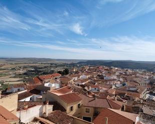 Casa adosada de lloguer a Chinchilla de Monte-Aragón