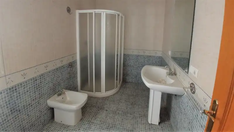 Flat for sale in C/ Estudiantes, Valdepeñas