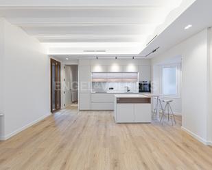 Kitchen of Apartment for sale in  Barcelona Capital  with Air Conditioner, Heating and Storage room