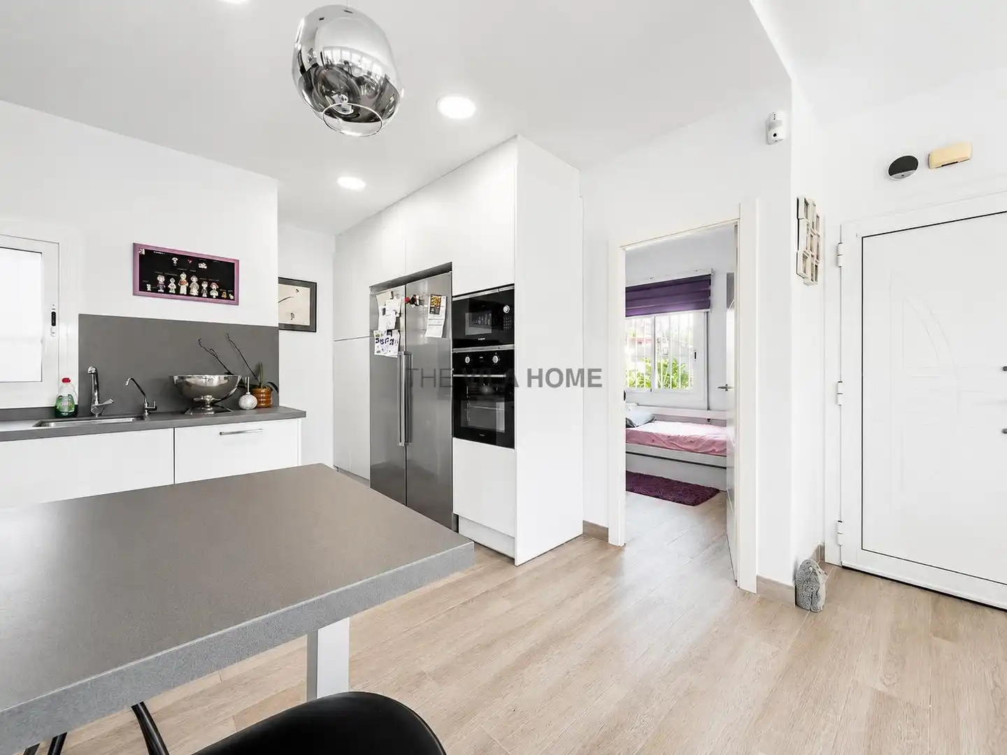 Cocina de Casa o chalet en venta en Vilanova i la Geltrú con Aire acondicionado, Calefacción y Jardín privado