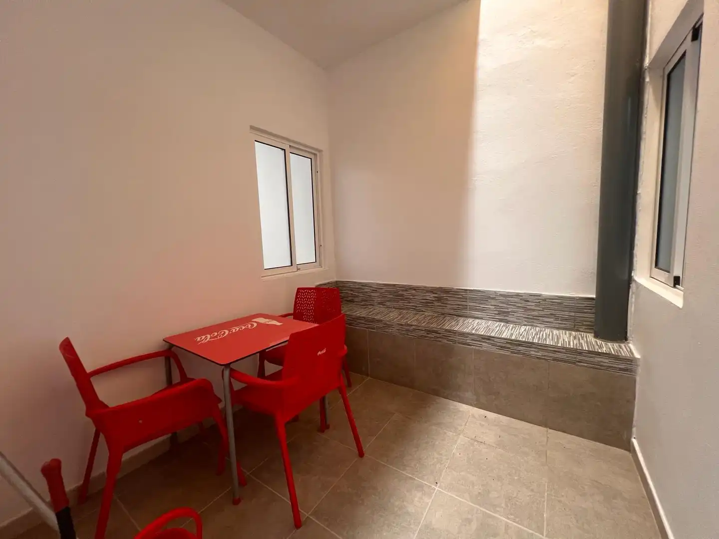 Comedor de Piso en venta en La Aldea de San Nicolás  con Amueblado, Lavadora y Balcón