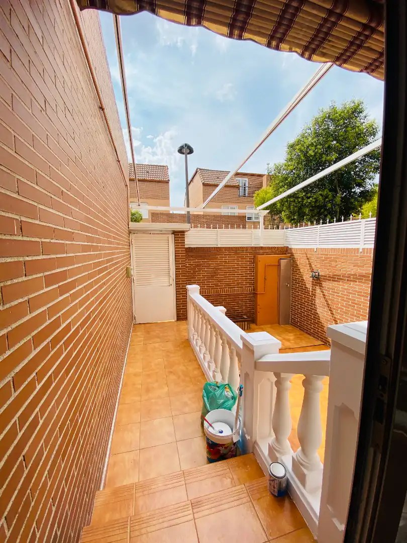 Detached homes for sale in Calle Secundino Zuazo, La Garena