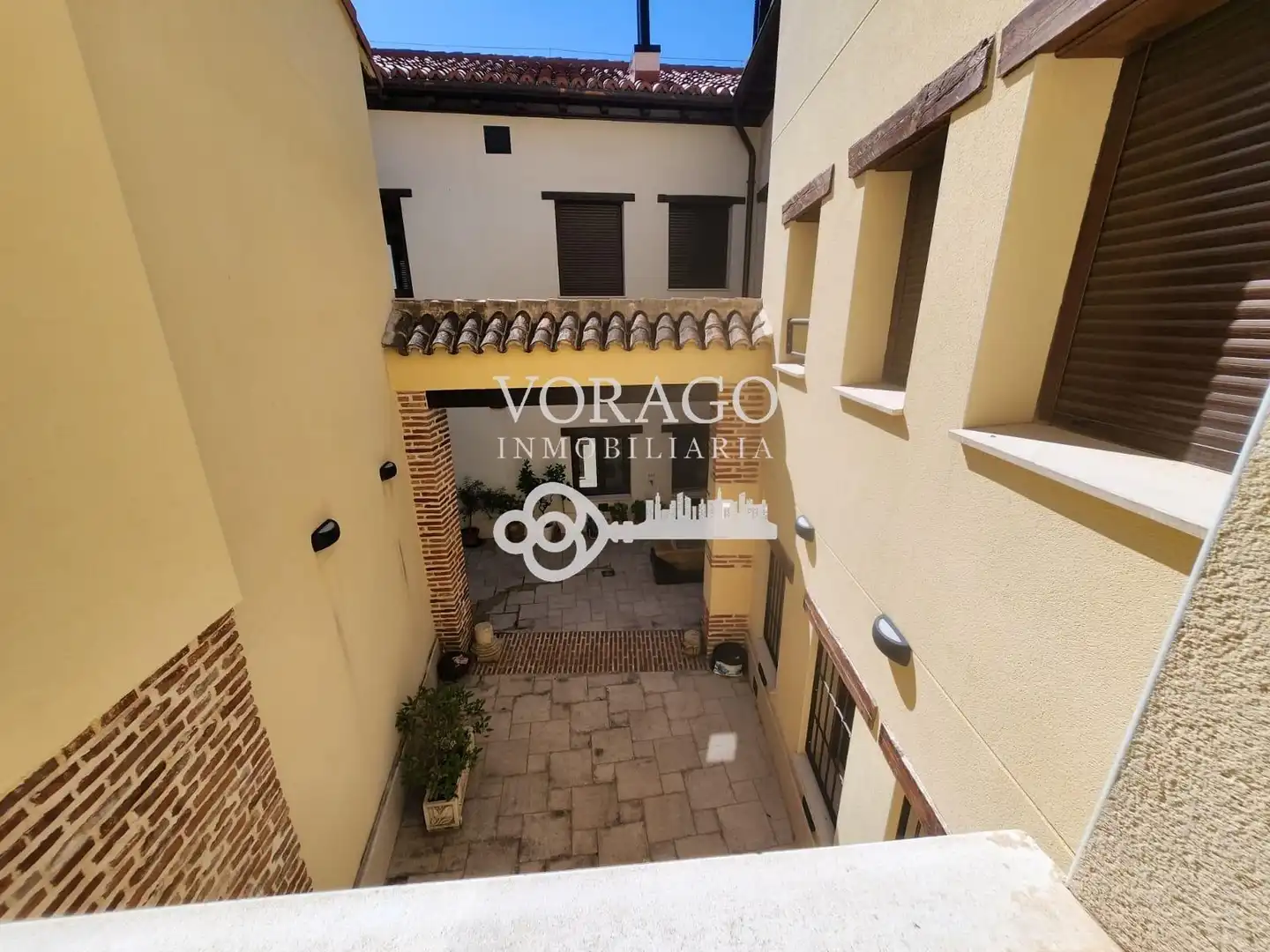 Exterior view of Houses for rent in Alcalá de Henares