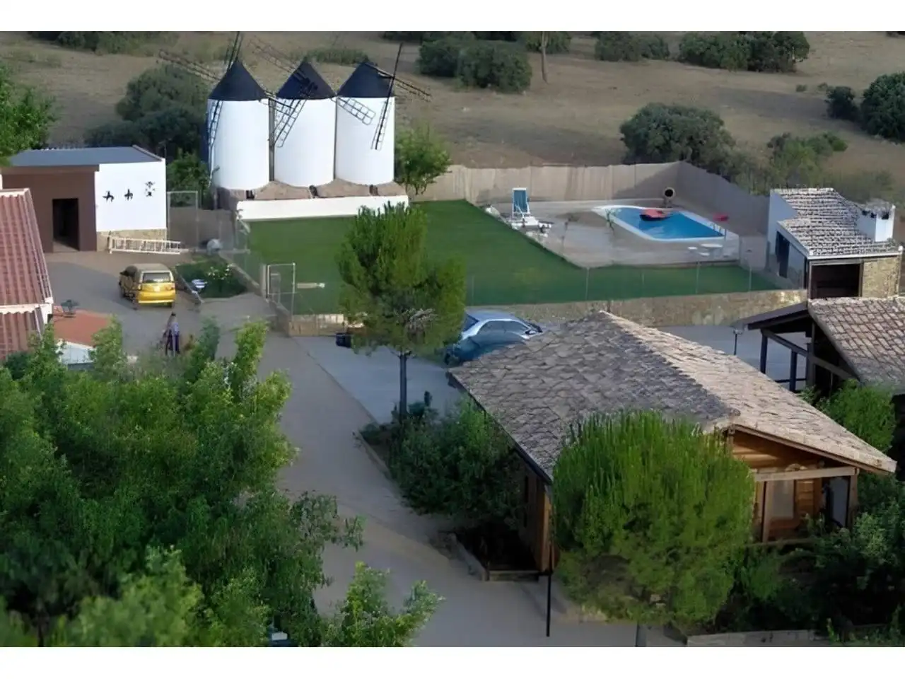Vista exterior de Edifici en venda en Ossa de Montiel