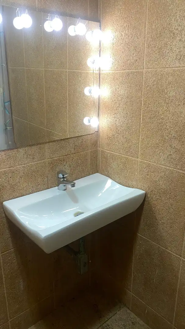 Baño de Ático en venta en El Prat de Llobregat con Aire acondicionado, Terraza y Horno
