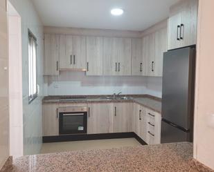 Cuina de Pis de lloguer en  Granada Capital amb Calefacció, Parquet i Forn