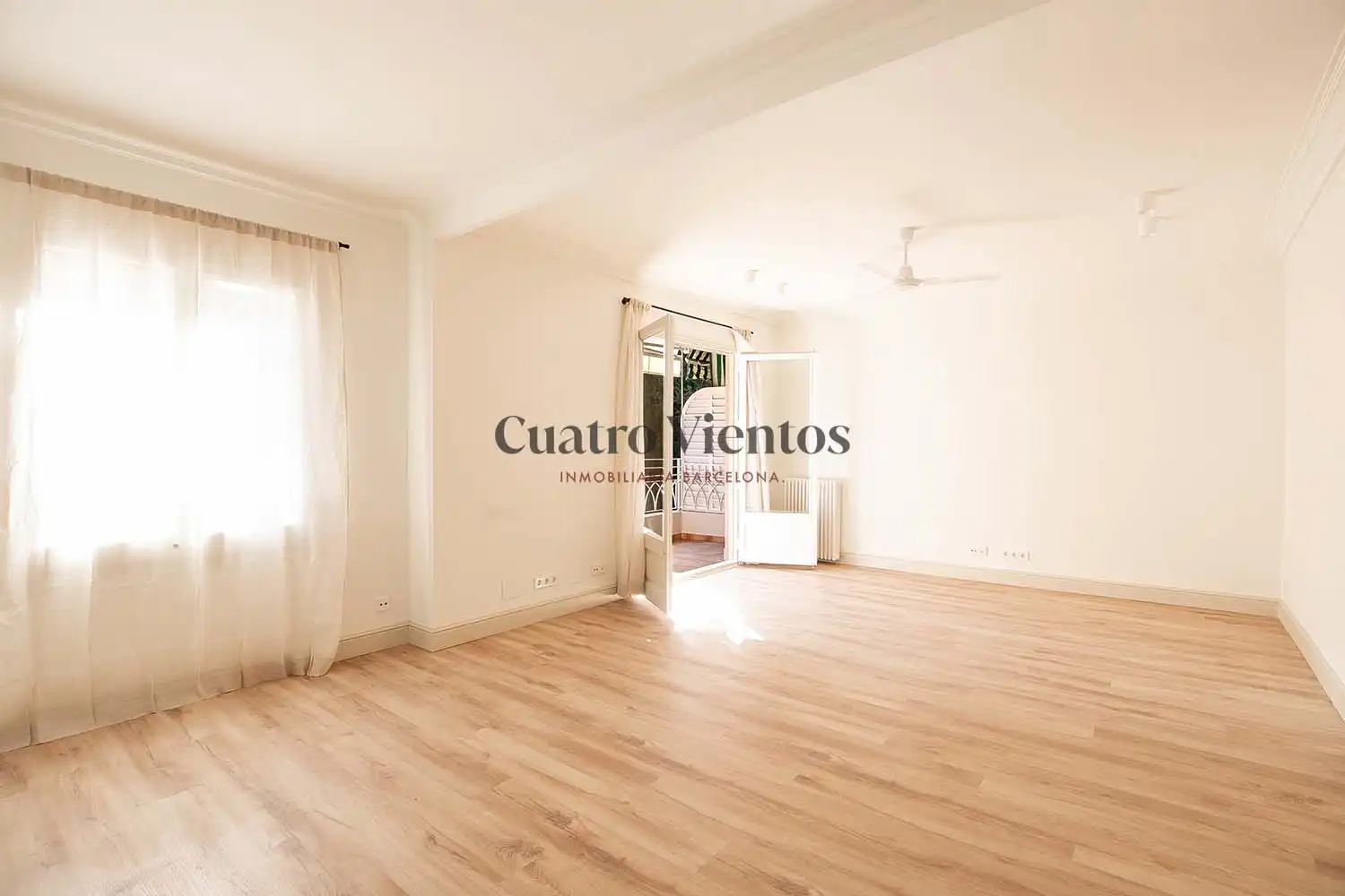 Flat for rent in Carrer de Sant Elies, Sant Gervasi- Galvany