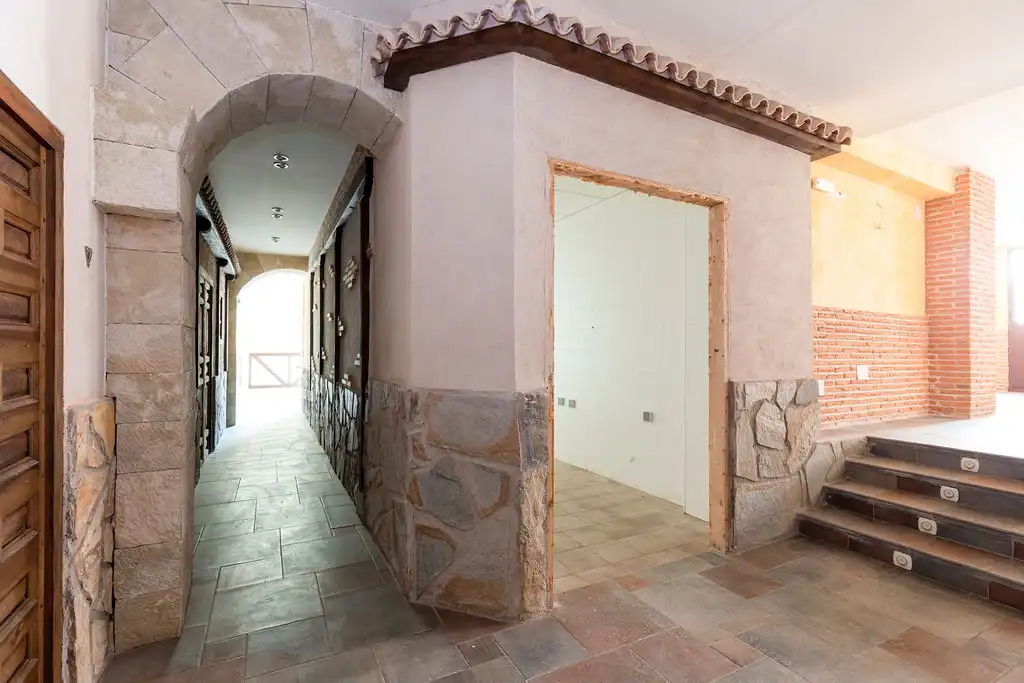 Business premises for sale in C/ Noliva, imagen 16