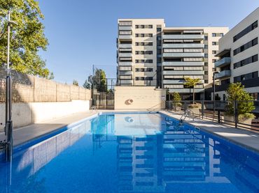Flat with pool for sale in Carrer de Copenhaguen