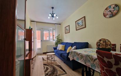 Living room of Flat to rent in Castro-Urdiales  with Terrace