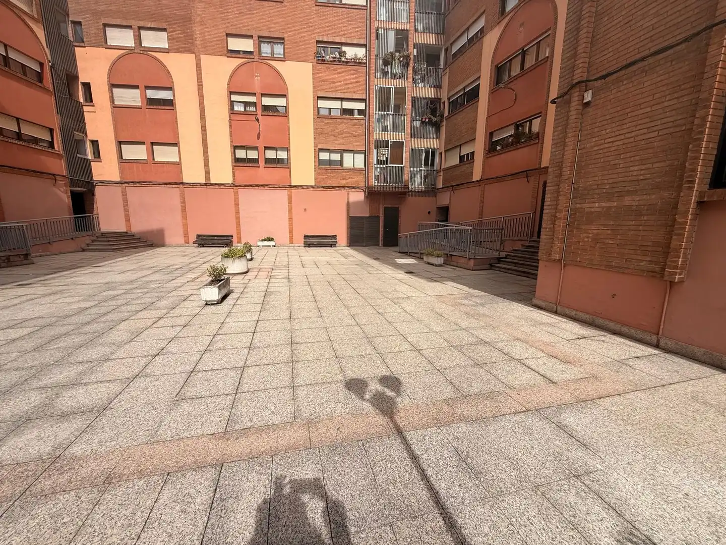 Parking de Piso en venta en Oviedo  con Calefacción y Terraza