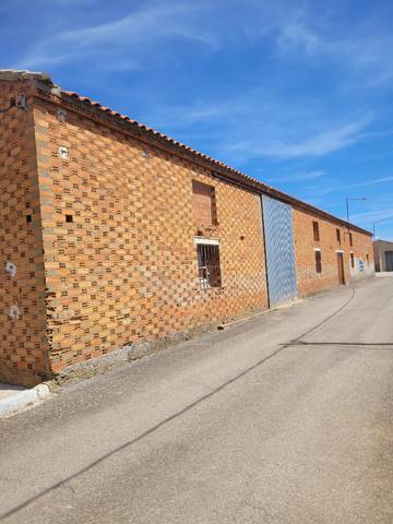 Nave industrial en Venta en Calle Extrarradio, 2 en Almenar de Soria