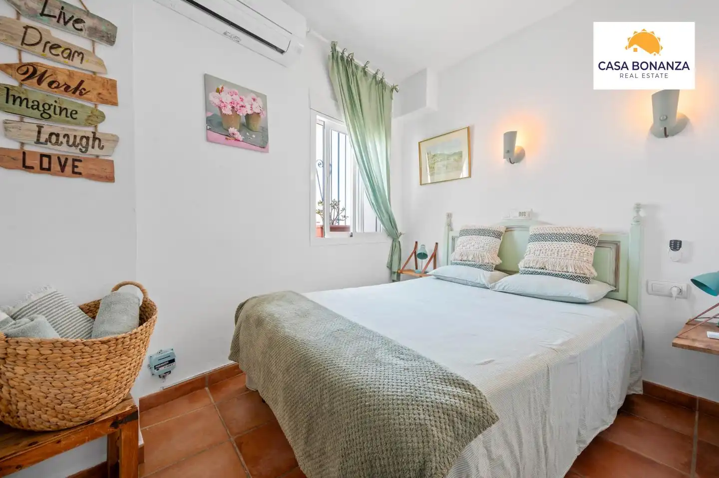 Habitación de Casa o chalet en venta en Almuñécar con Terraza, Piscina y Amueblado