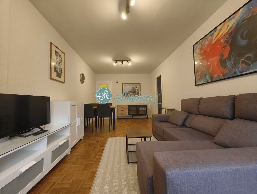 Living room of Flat to rent in Segovia Capital  with Heating, Parquet flooring and Terrace