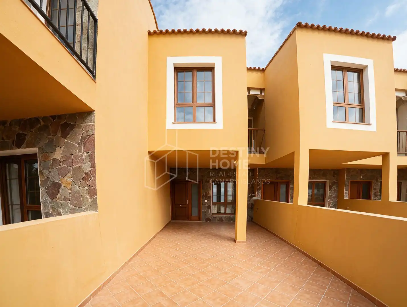 Exterior view of Duplexes for sale in La Oliva pueblo