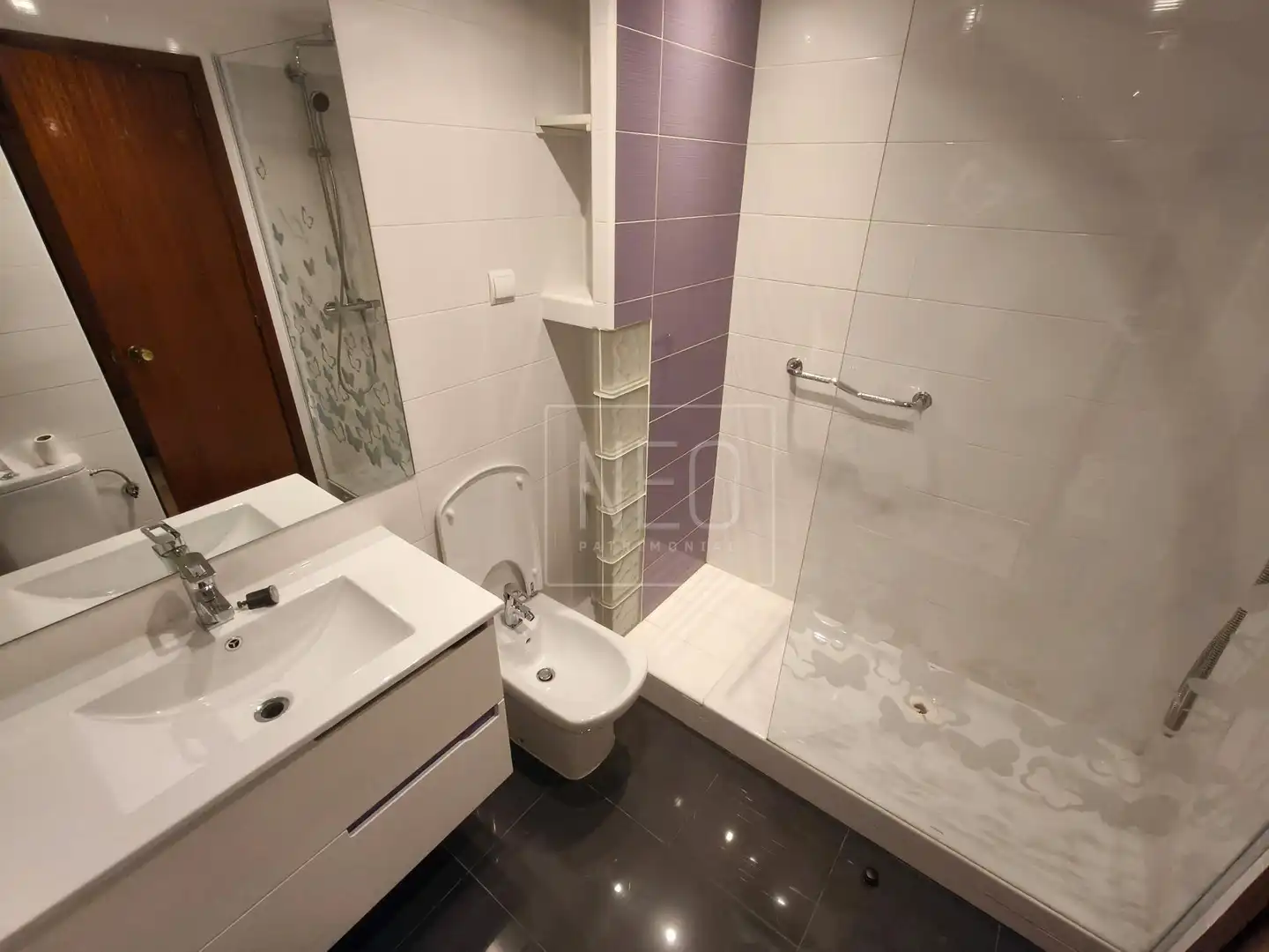 Badezimmer von Wohnung zum Verkauf in Las Rozas de Madrid mit Klimaanlage, Heizung und Parkett