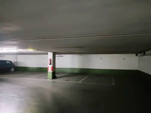 Garaje en Venta en Olagibel Kalea, 21 en Ensanche