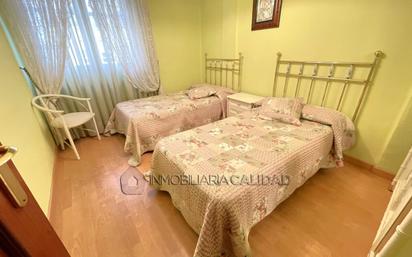 Bedroom of Flat for sale in Burgos Capital