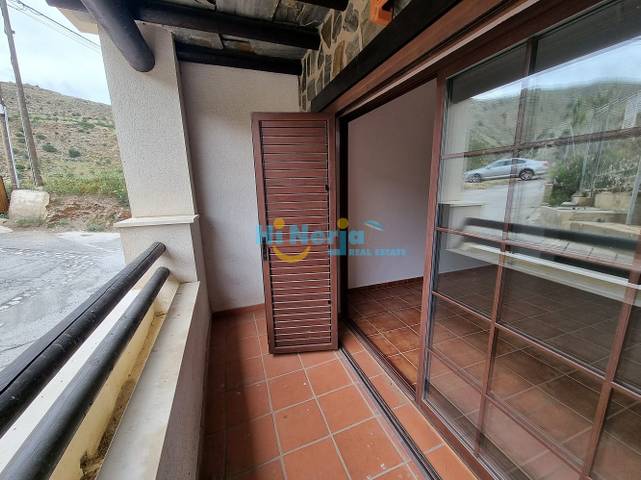 Apartamento en Venta en Polopos pueblo