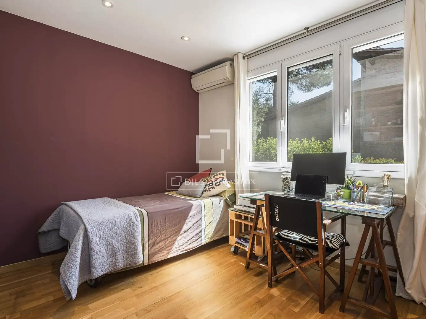 Dormitori de Casa o xalet en venda en Sant Cugat del Vallès amb Aire condicionat, Calefacció i Jardí privat