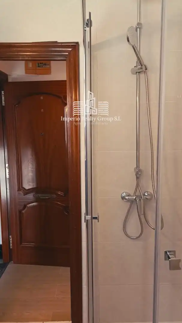 Piso de alquiler en N/A, Sama