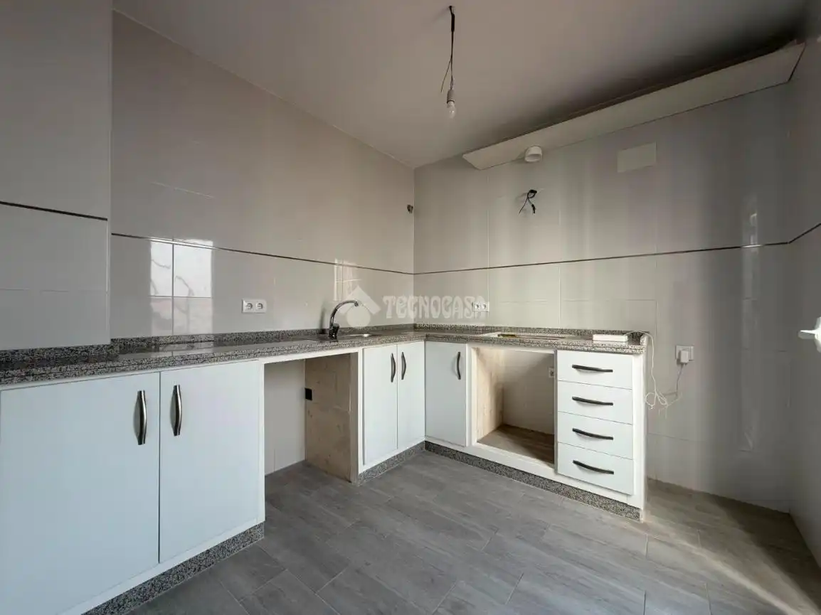Küche von Wohnung zum Verkauf in Isla Cristina mit Balkon