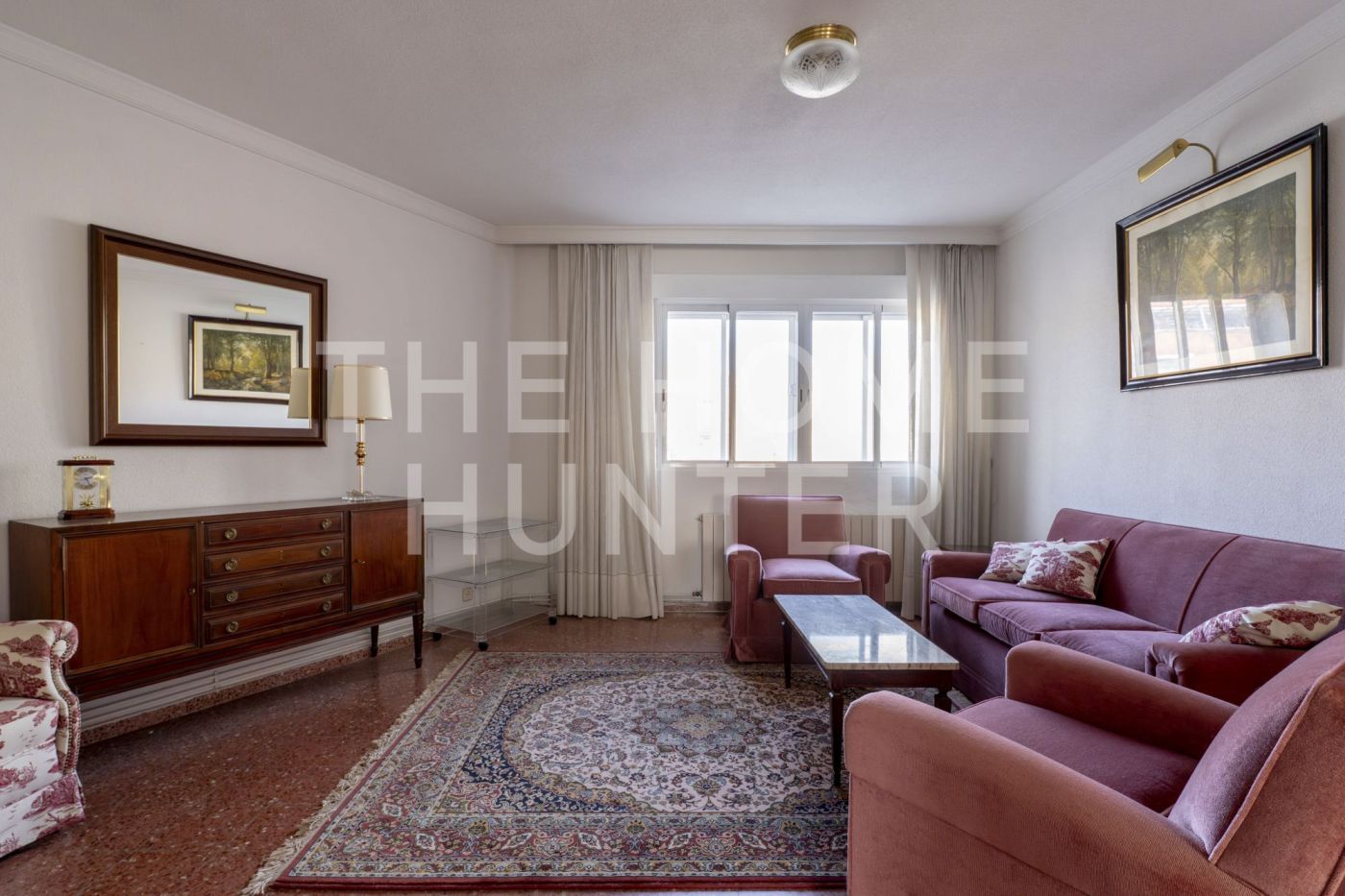 Sala d'estar de Pis en venda en  Madrid Capital amb Calefacció