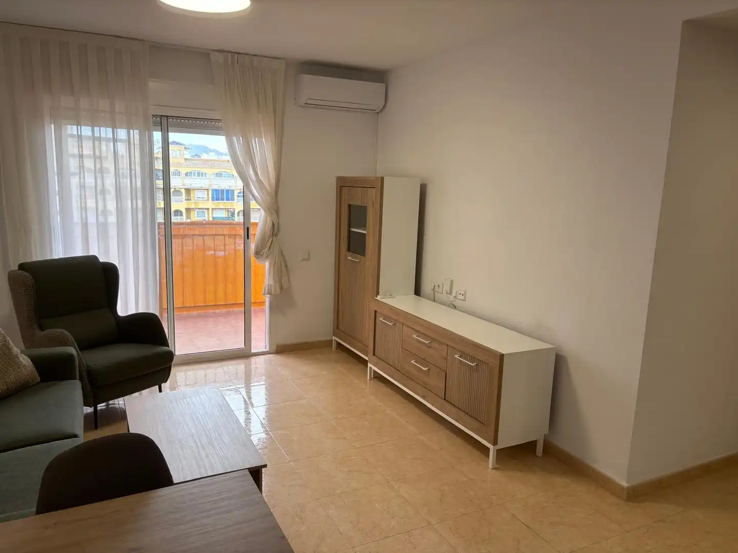 Habitación de Apartamento de alquiler en Almoradí, Alicante