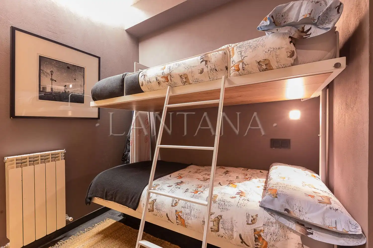 Habitación de Casa adosada en venta en Naut Aran con Calefacción, Parquet y Trastero