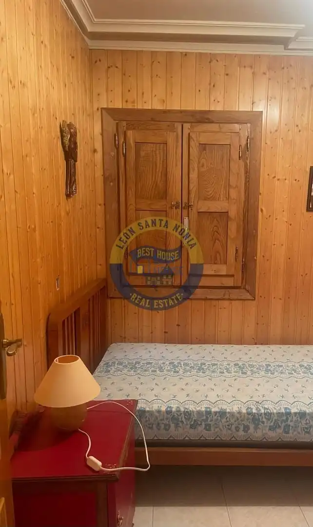 Dormitori de Casa o xalet en venda en Carucedo amb Calefacció, Jardí privat i Parquet