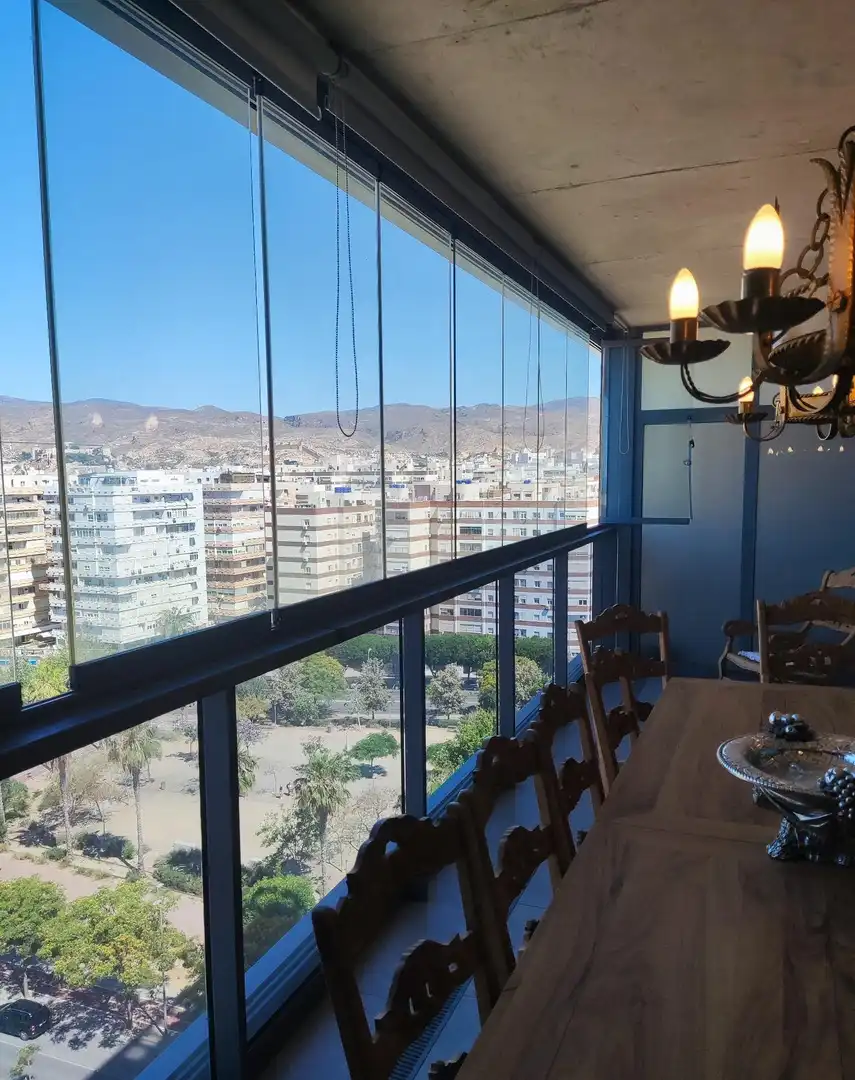 Terraza de Piso de alquiler en Almería con Aire acondicionado, Calefacción y Jardín privado