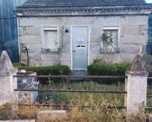 Vista exterior de Casa o xalet en venda en Ourense Capital  amb Jardí privat