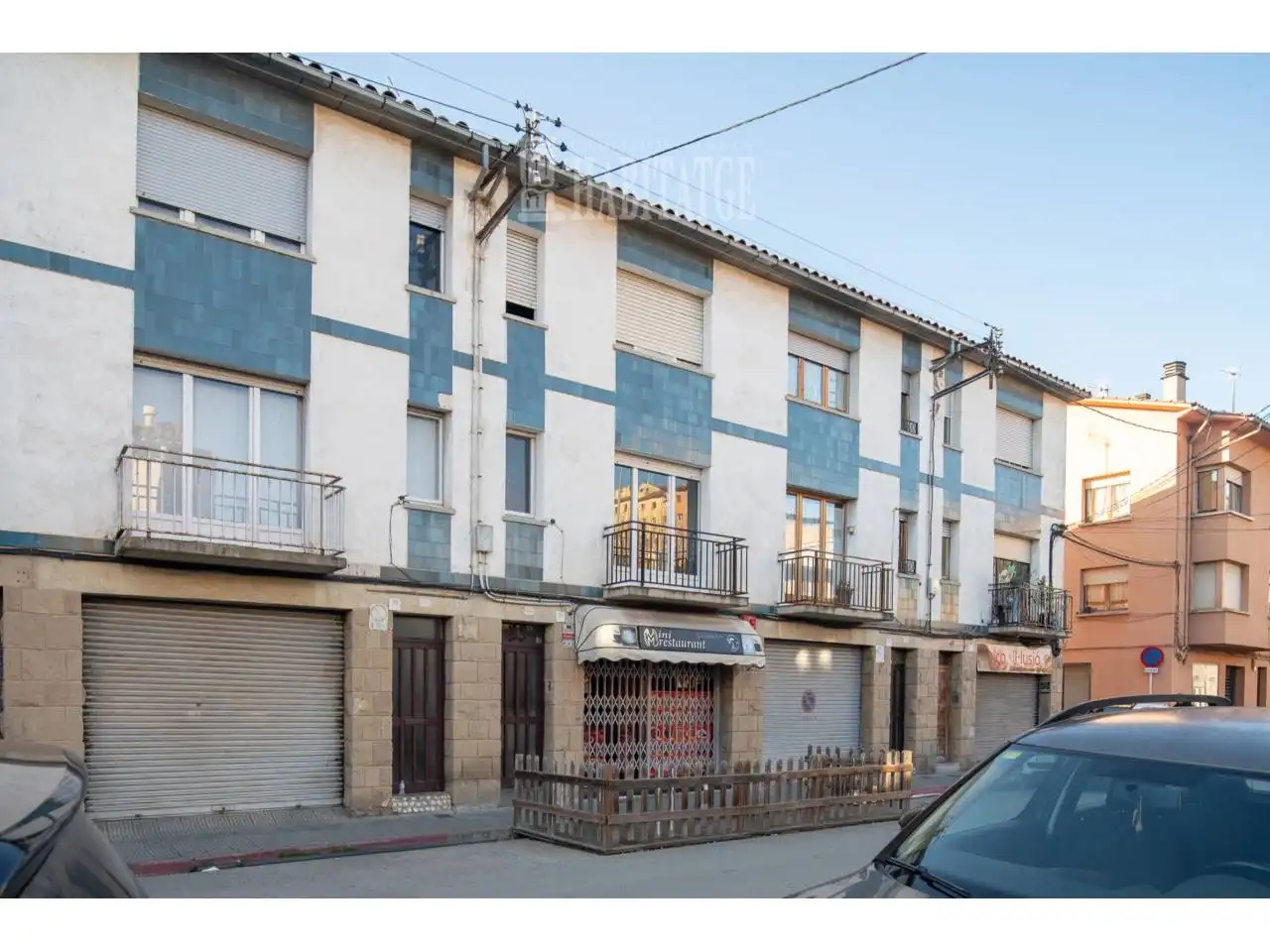 Vista exterior de Dúplex en venta en Vic con Calefacción y Terraza