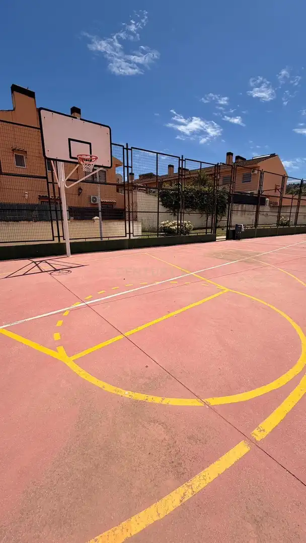 Parking of Detached homes for sale in Málaga  with Air Conditioner, Storage room and Swimming Pool
