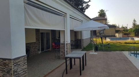 Chalet en venta en Carmona