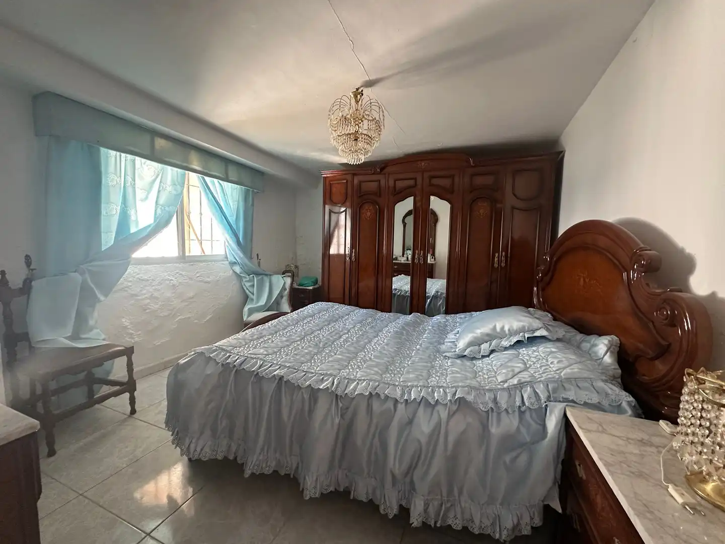 Dormitori de Casa o xalet en venda en Archidona amb Terrassa i Moblat