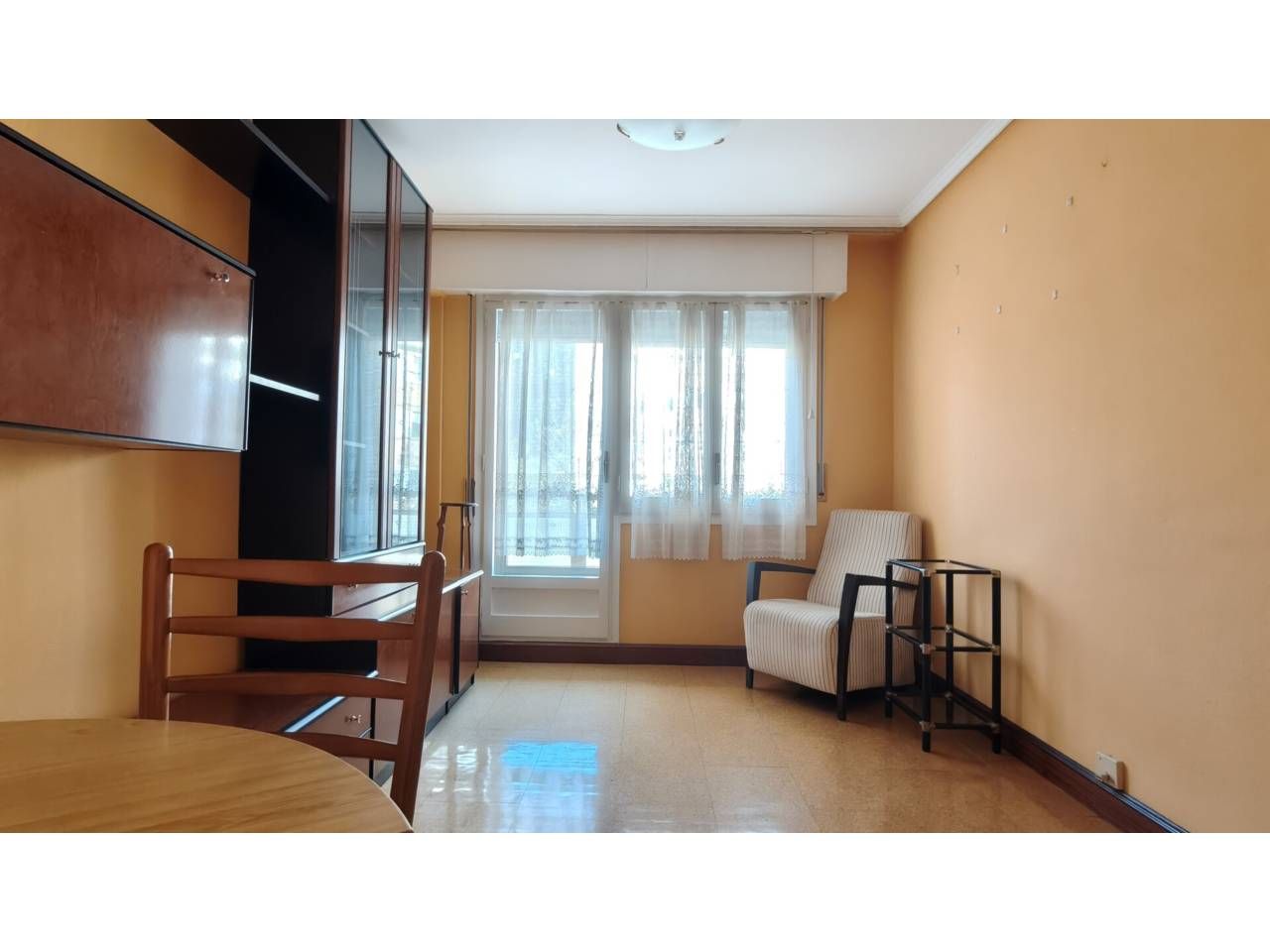 Schlafzimmer von Wohnung zum verkauf in Abanto y Ciérvana-Abanto Zierbena mit Parkett und Balkon