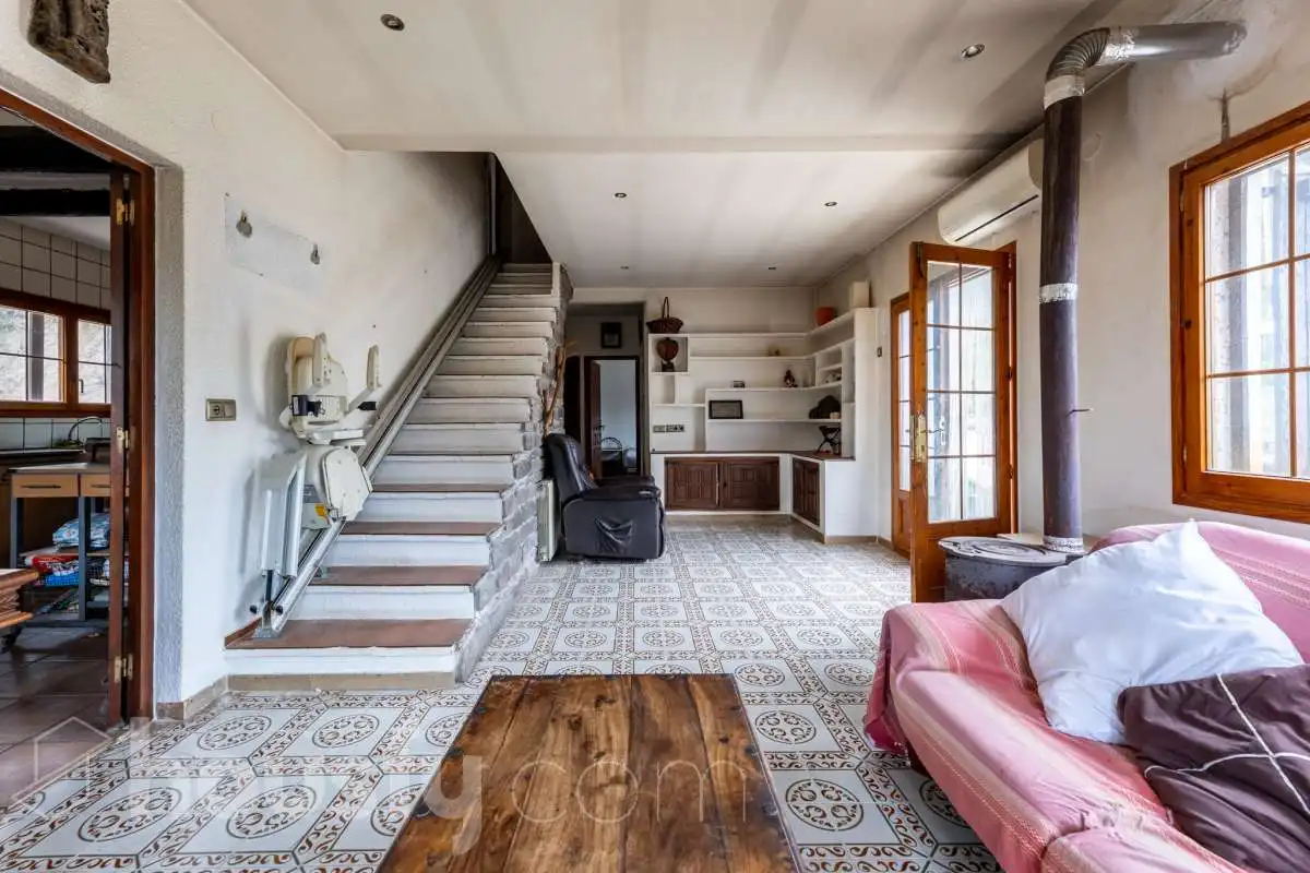 Casa o xalet en venda en Torrelles de Foix amb Aire condicionat, Calefacció i Jardí privat
