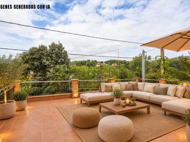 Casa con balcón en venta en Avenida Avinguda Ca l'Esmandía