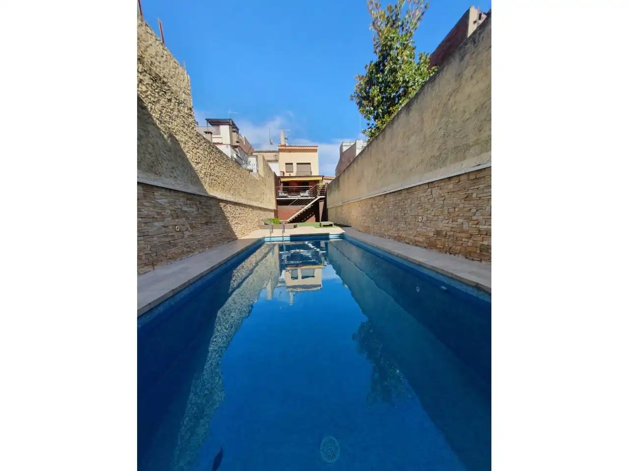 Piscina de Casa o xalet en venda en Sabadell amb Aire condicionat, Calefacció i Parquet