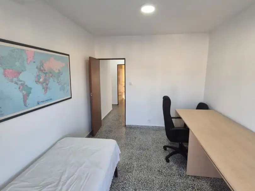 Flat for rent in Calle Victoriano Revelo, 19, Moraleja