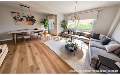 Living room of Flat for sale in  Barcelona Capital  with Air Conditioner, Heating and Parquet flooring