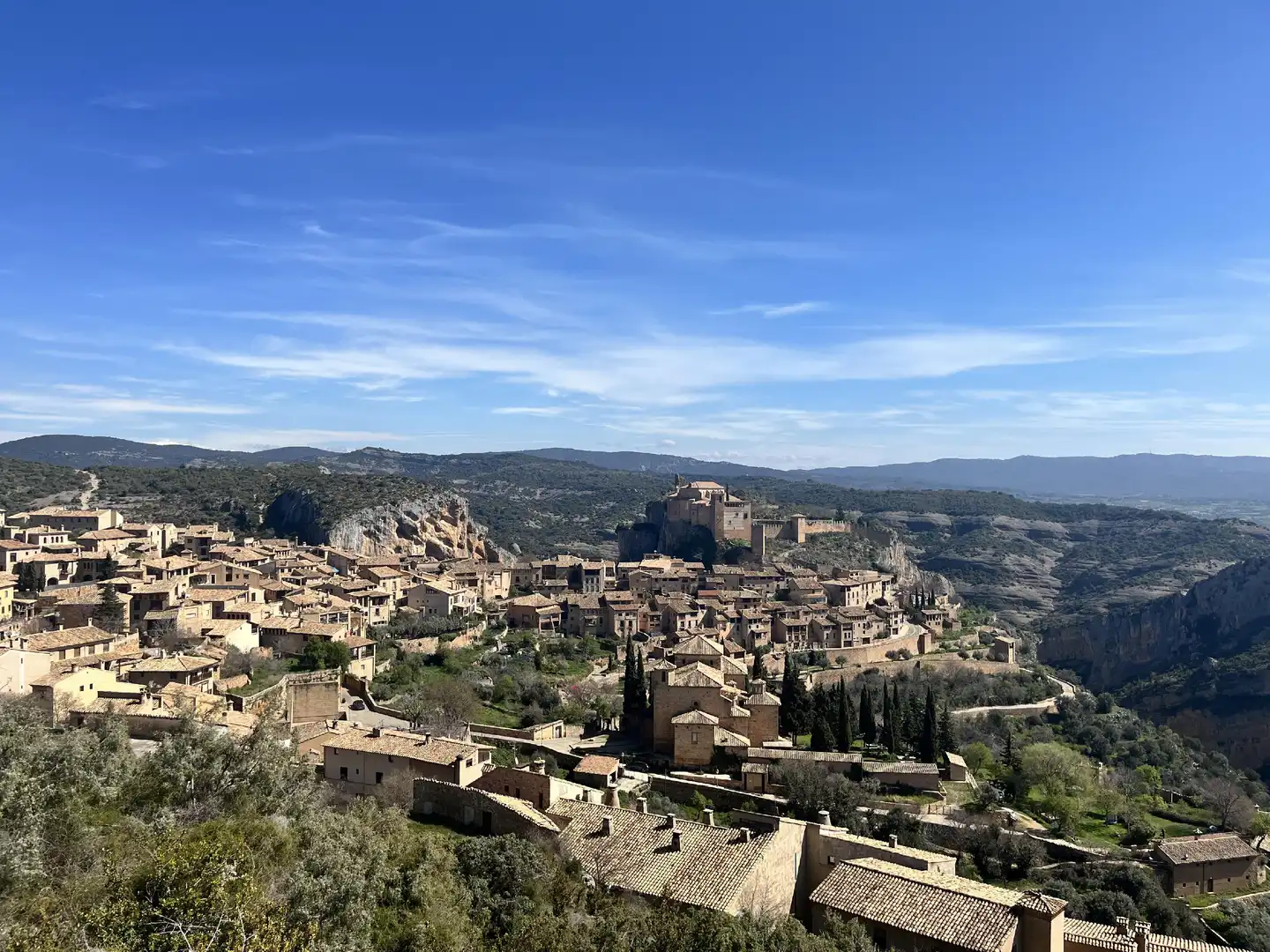Vista exterior de Casa o chalet en venta en Alquézar con Calefacción y Terraza