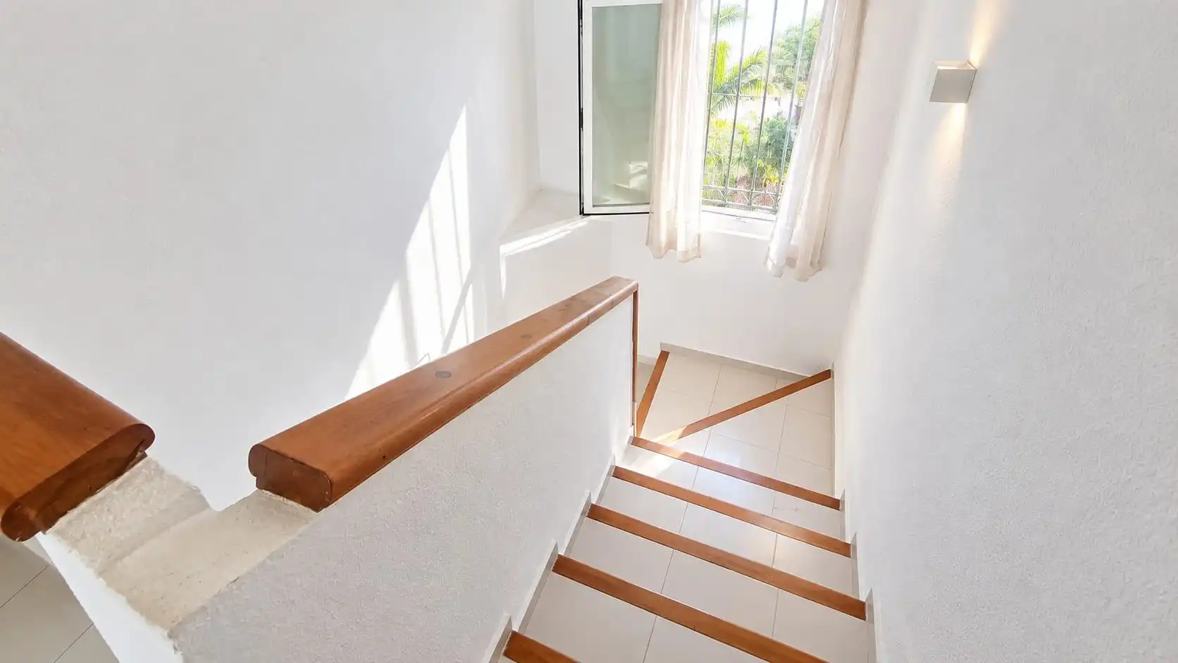 Houses for sale in La Nucia  with Private garden, Terrace and Furnished