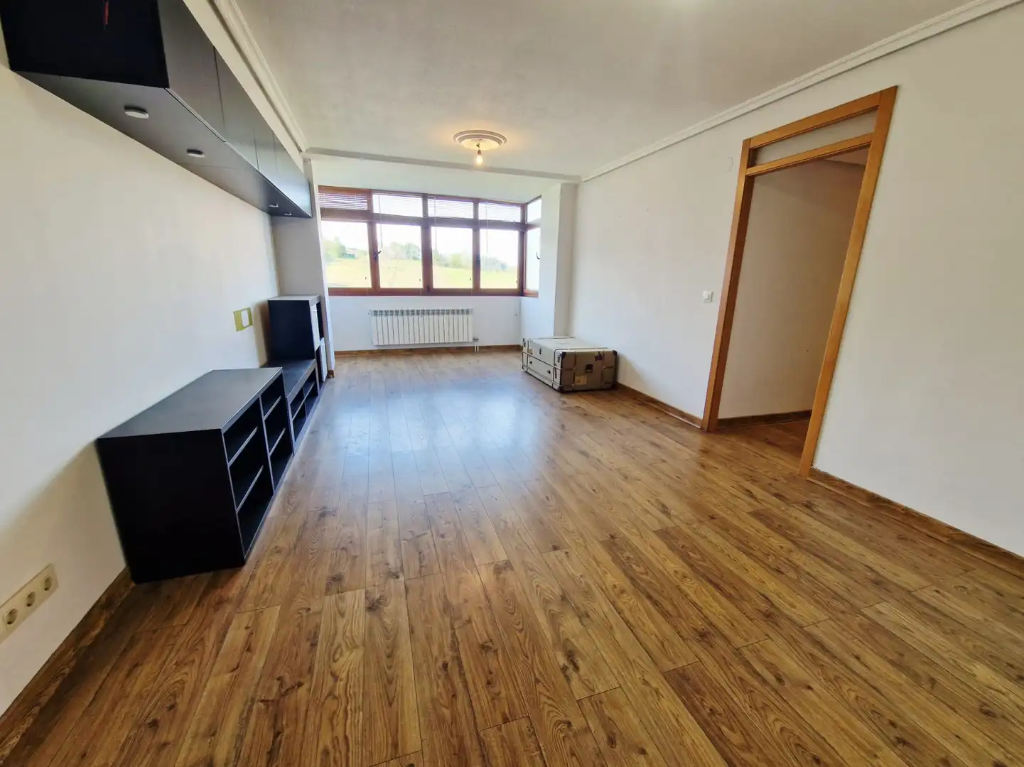 Sala de estar de Piso en venta en Avilés con Calefacción