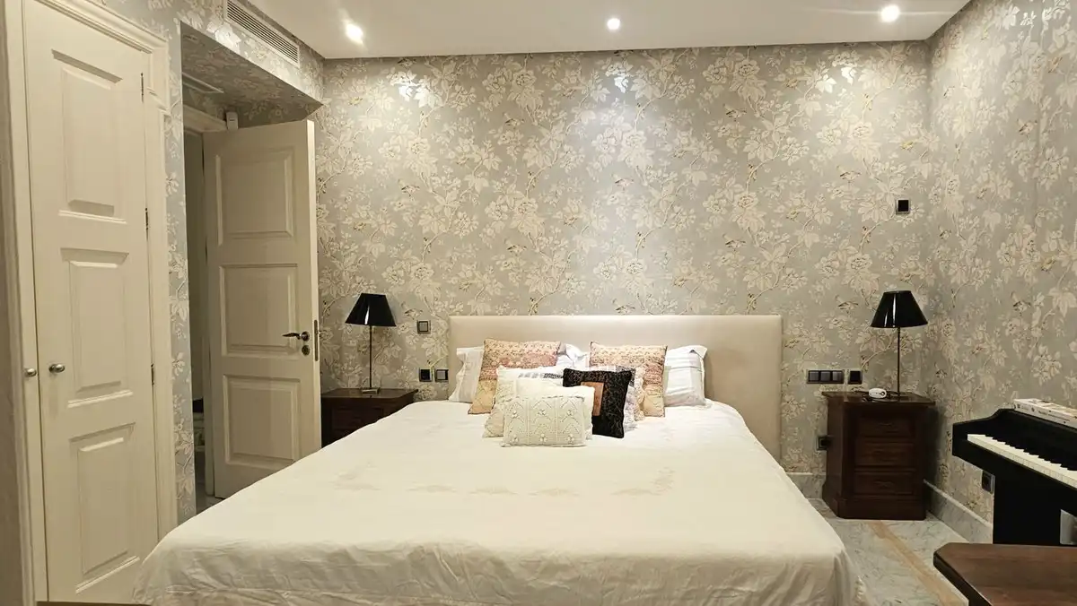 Bedroom of Flat for sale in Marbella  with Terrace, Storage room and Swimming Pool