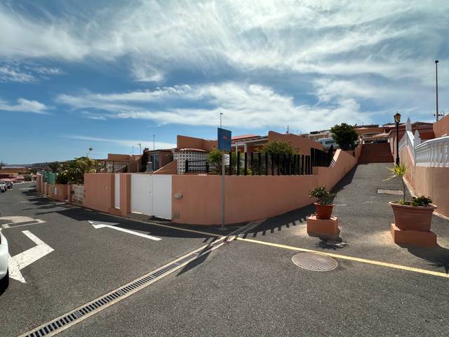 Casa adosada en Venta en Calle Tibiabin en Caleta de Fuste