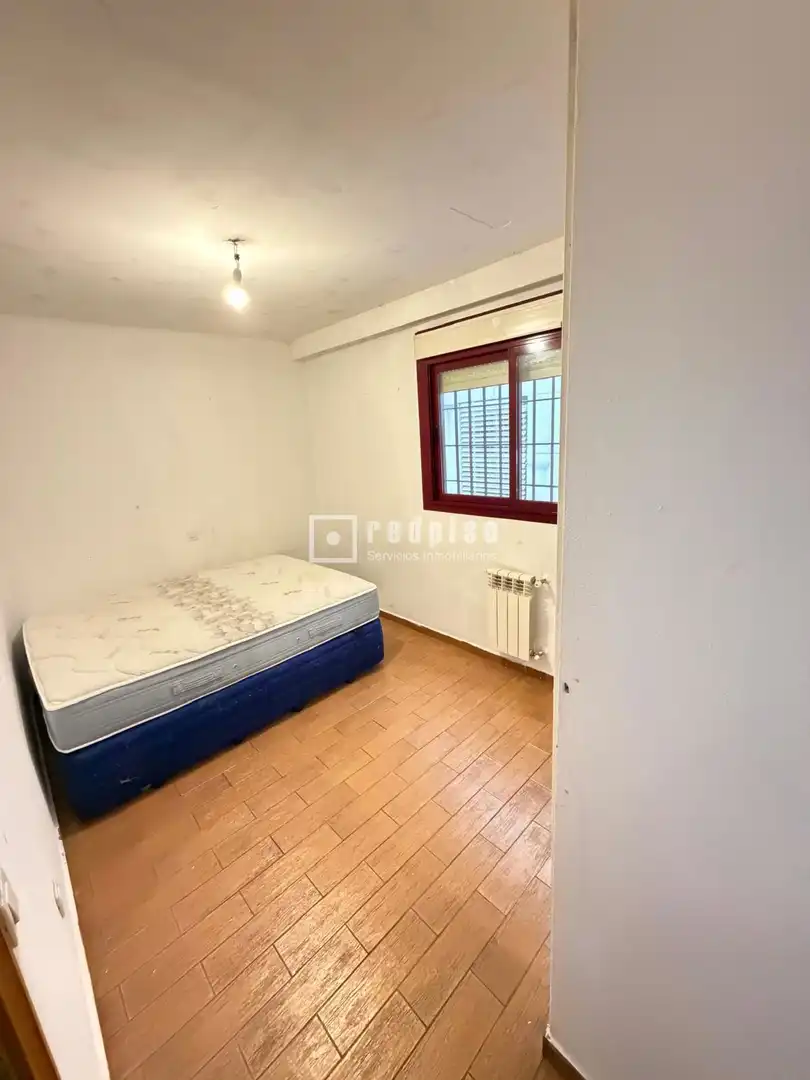 Habitación de Piso en venta en Torrejón de Ardoz con Jardín privado, Terraza y Trastero