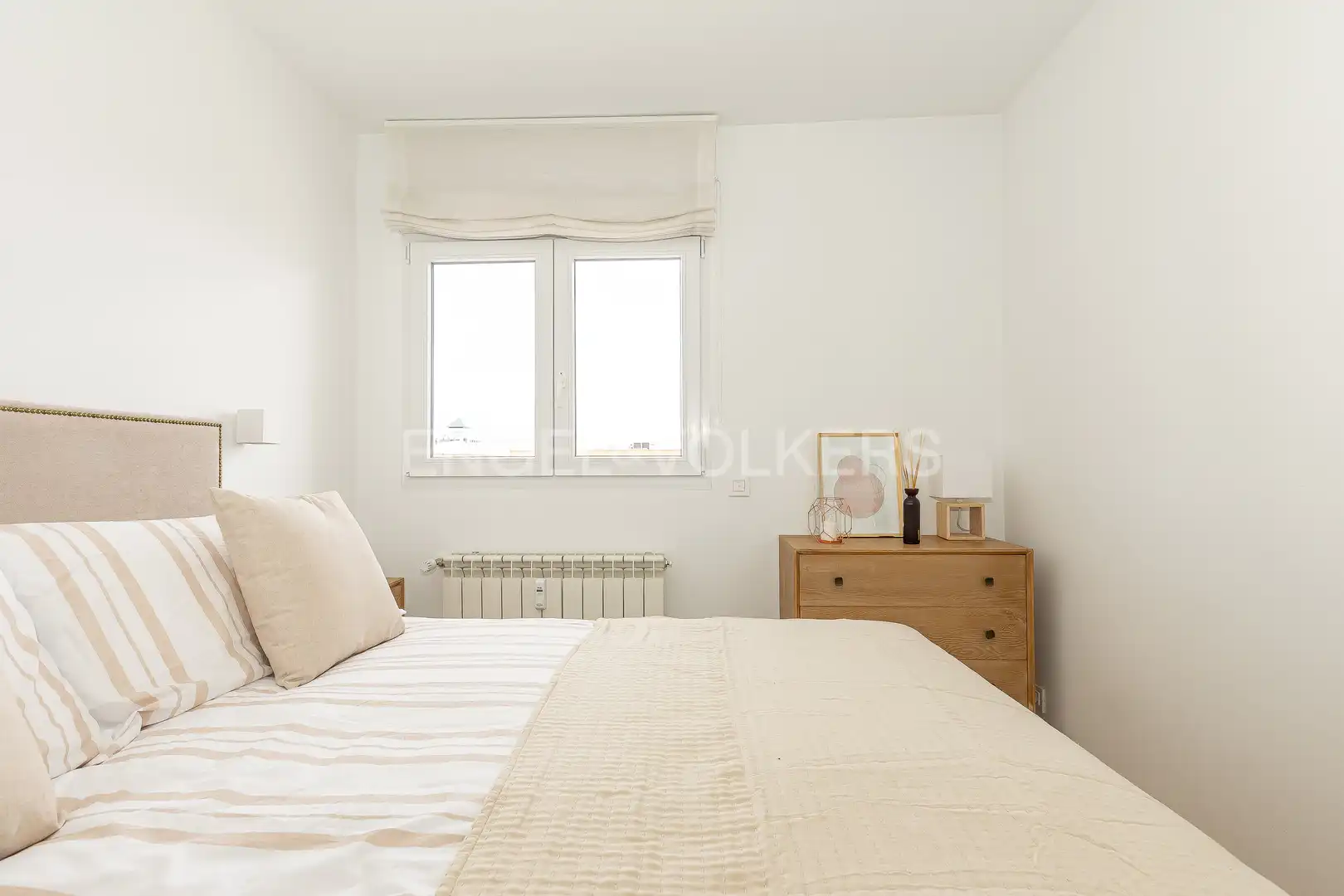 Schlafzimmer von Wohnung zur Miete in Madrid mit Klimaanlage, Heizung und Terrasse