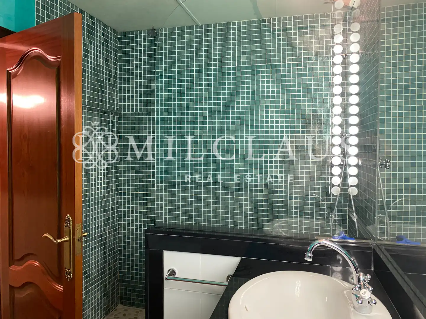 Bany de Casa o xalet de lloguer en Talamanca amb Calefacció, Parquet i Forn